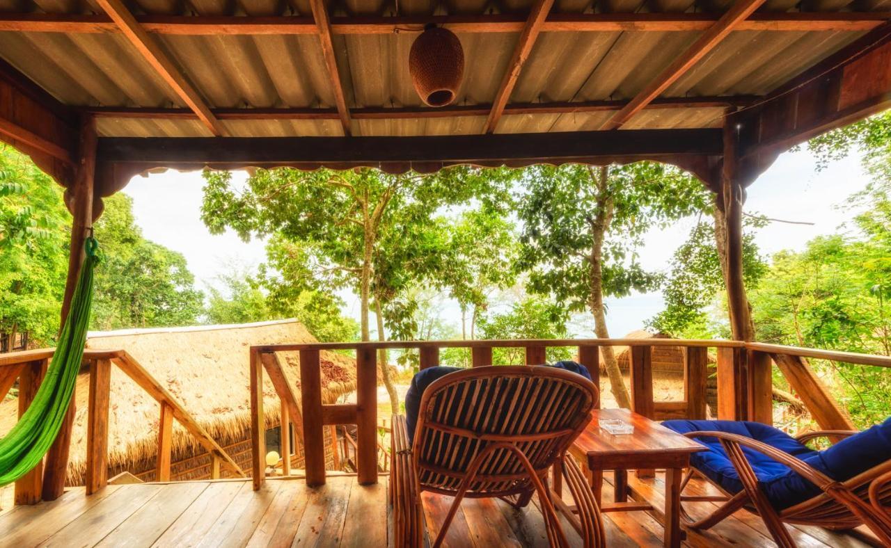 White Beach Bungalows Kaoh Touch Esterno foto